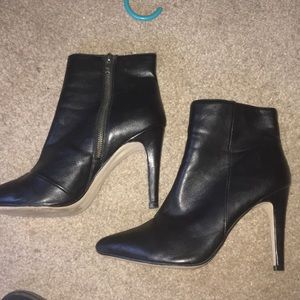 BRAND NEW HEELED BOOTS